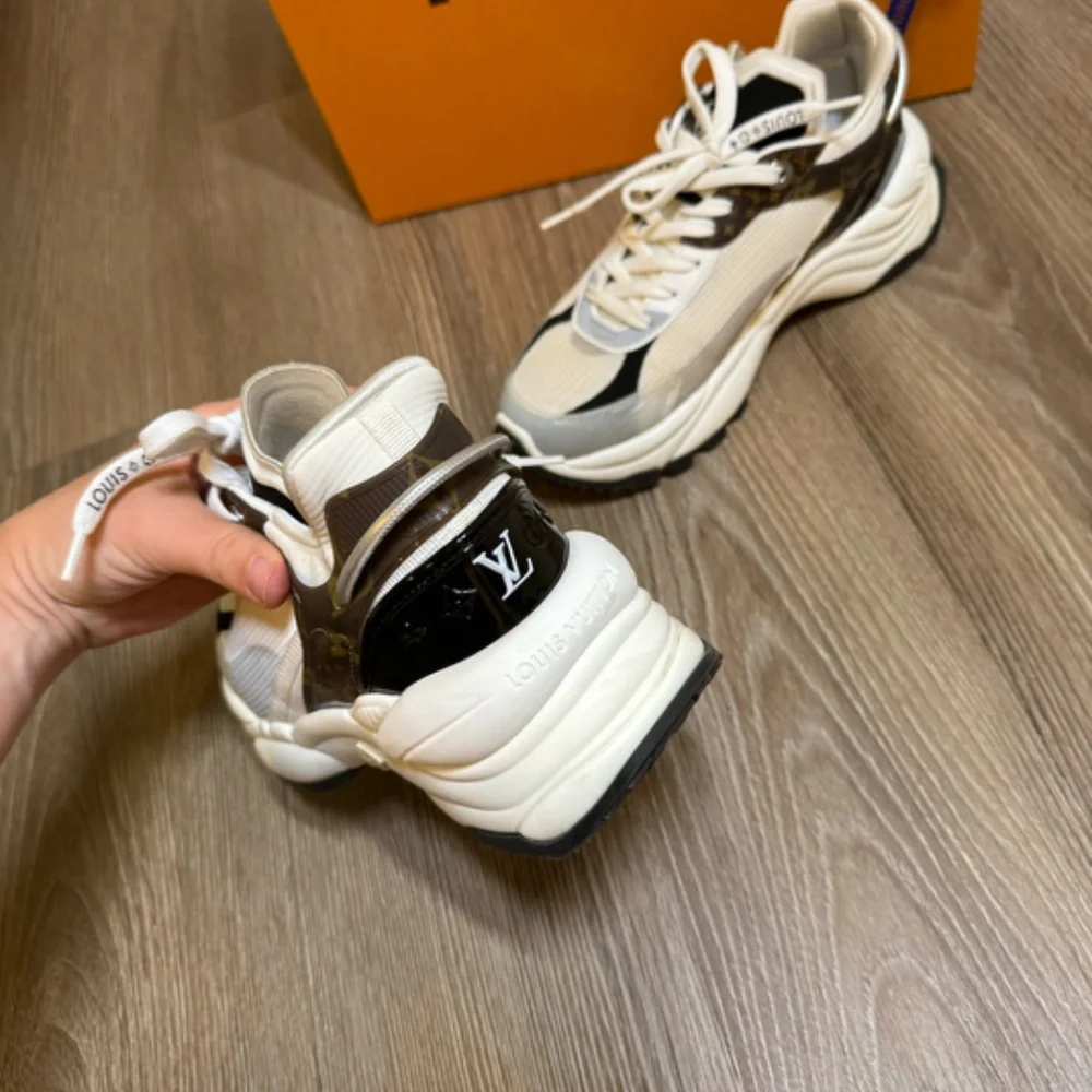 Louis Vuitton Run 55 Sneakers US 7 - Picture 2 of 5